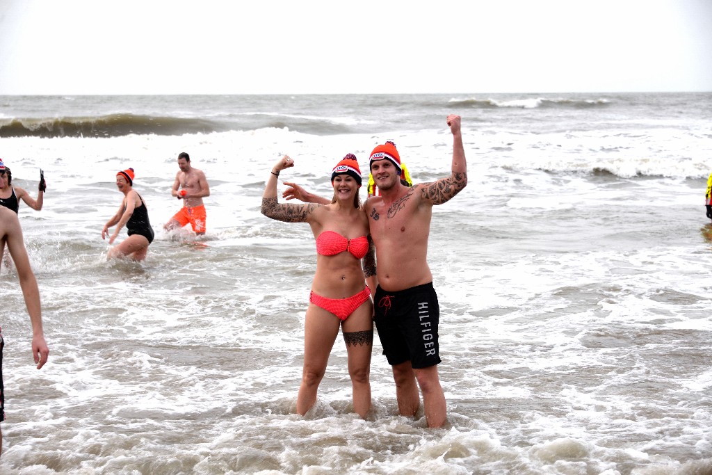 ../Images/Nieuwjaarsduik Nederzandt 2018 110.jpg